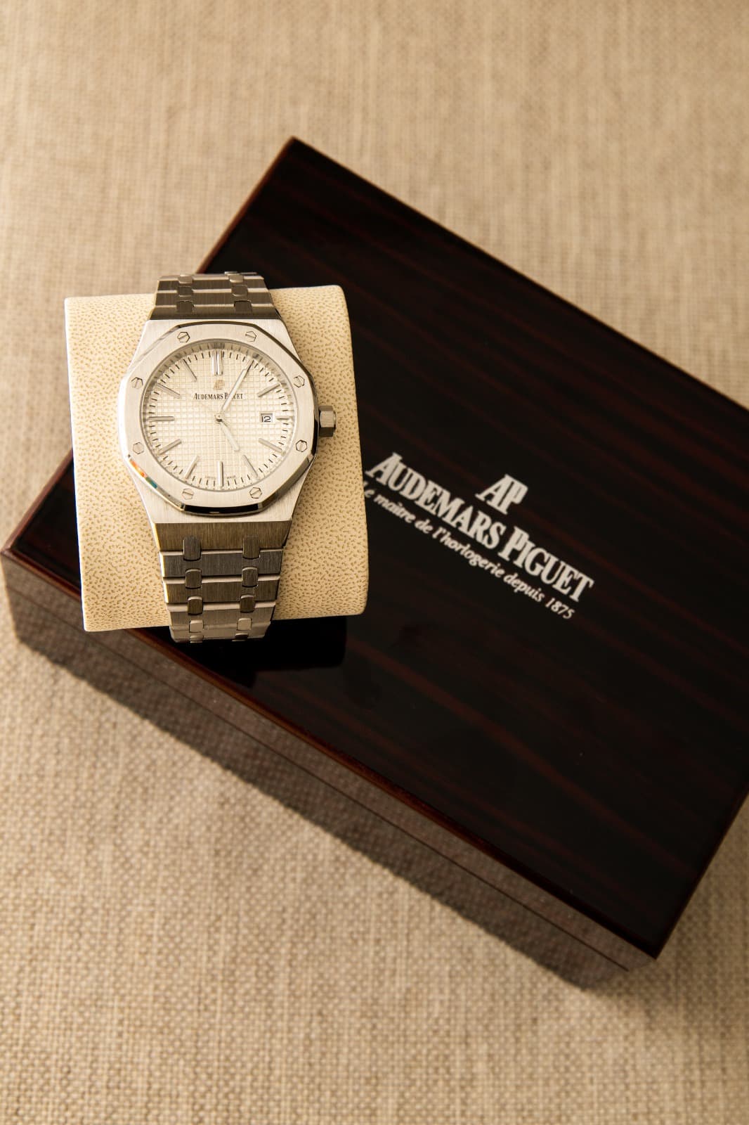 Audemars Royal Oak Silver - Cadran Alb unghiul 4