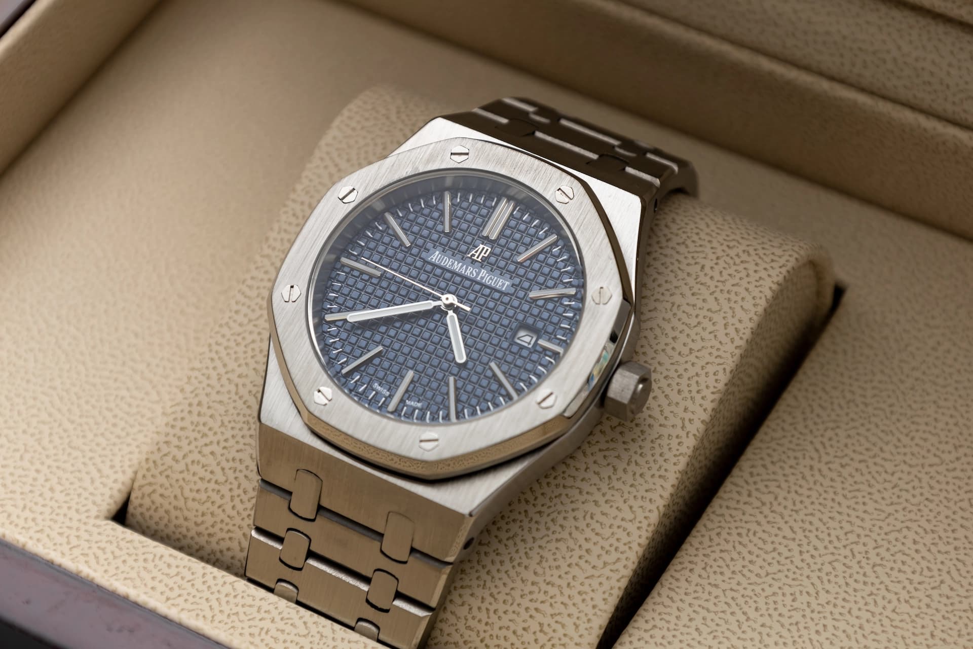 Audemars Royal Oak Silver - Cadran Albastru Imperial unghiul 4