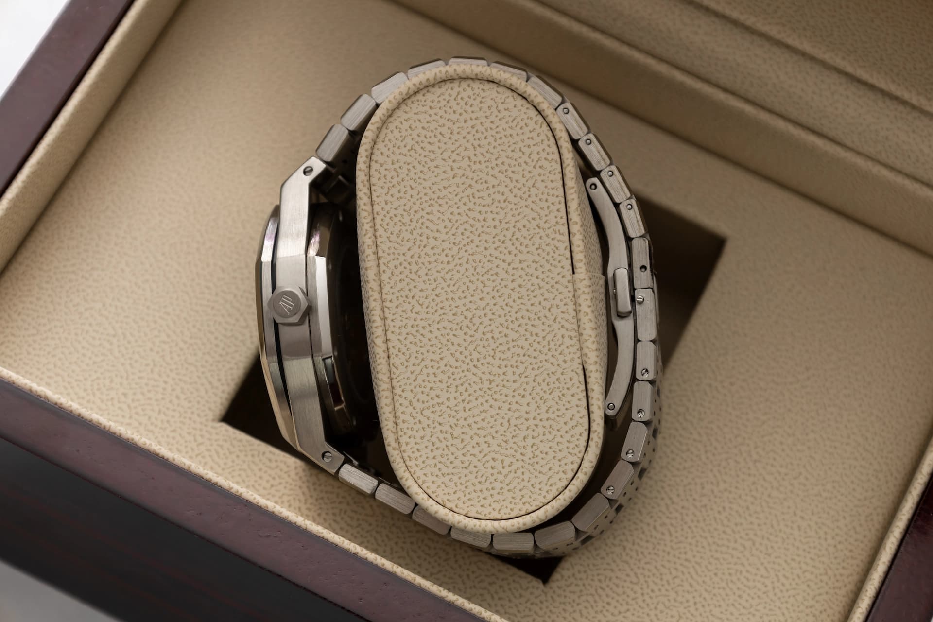 Audemars Royal Oak Silver - Cadran Albastru Imperial unghiul 6